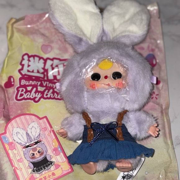 Baby Three Mini Bunny CONFIRMED Lavender Bunny Pendant - Picture 2 of 6